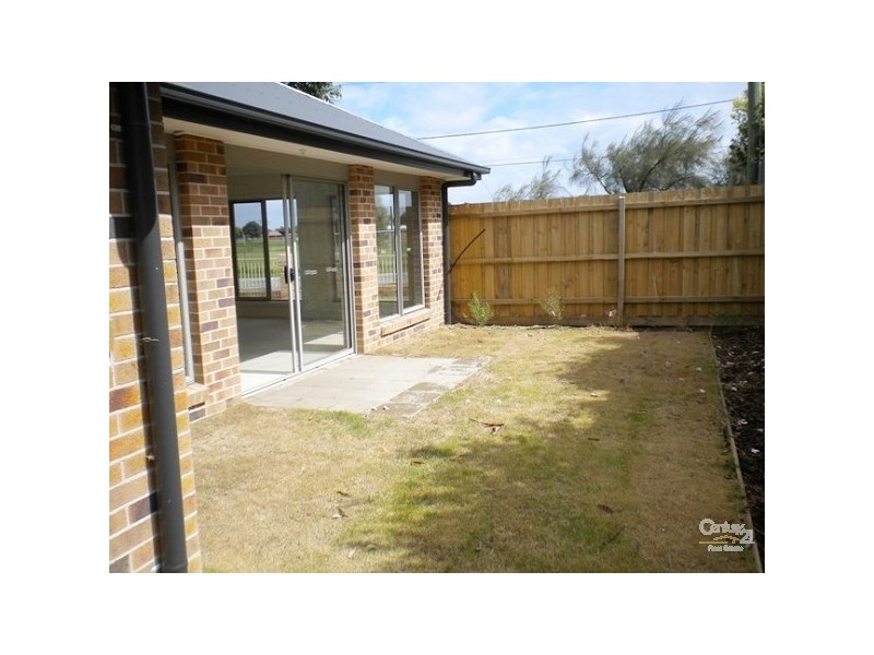 1/65-67 Tootal Road, Dingley Village VIC 3172