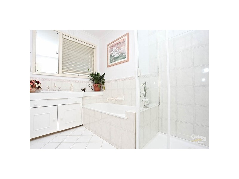 49 Village Drive, Dingley Village VIC 3172