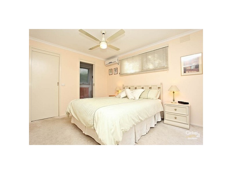 49 Village Drive, Dingley Village VIC 3172