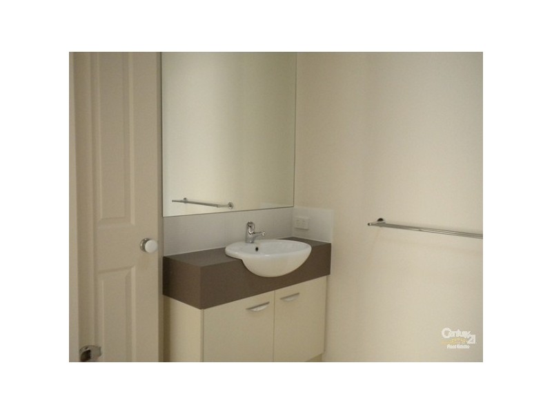 1/65-67 Tootal Road, Dingley Village VIC 3172