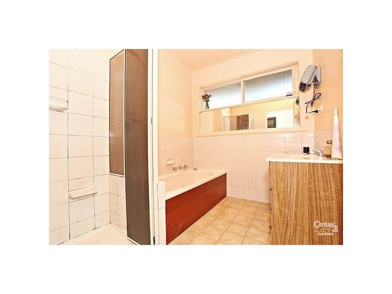 30 Kardinian Ave, Cheltenham VIC 3192