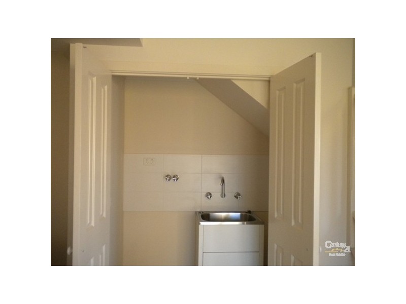 10/65-67 Tootal Road, Dingley Village VIC 3172