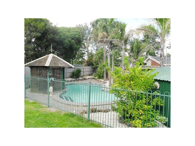 11 Kimber Court, Dingley Village VIC 3172