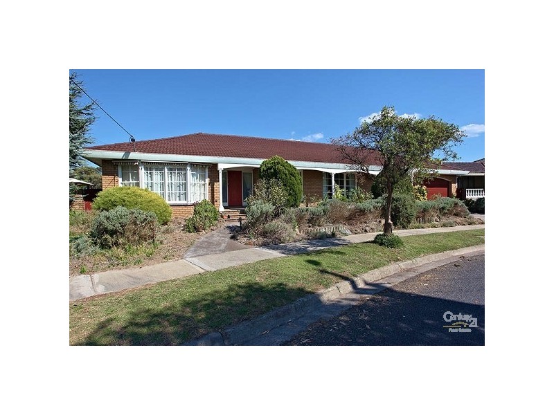 6 Kubis Crescent, Dingley Village VIC 3172