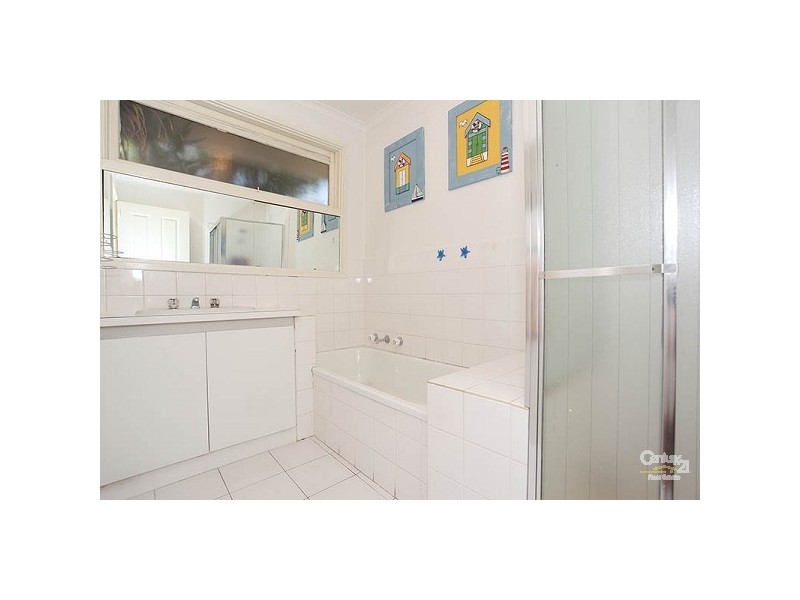 15 Cormorant Place, Dingley Village VIC 3172