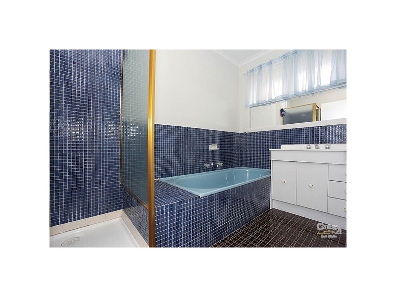 84 Village Drive, Dingley Village VIC 3172