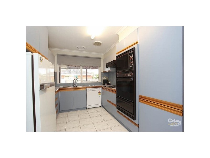 84 Village Drive, Dingley Village VIC 3172