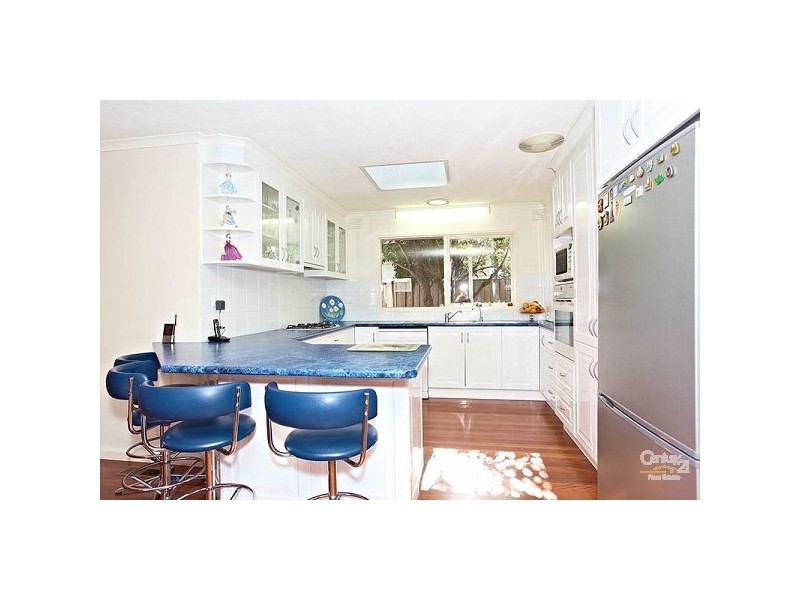 86 Village Drive, Dingley Village VIC 3172