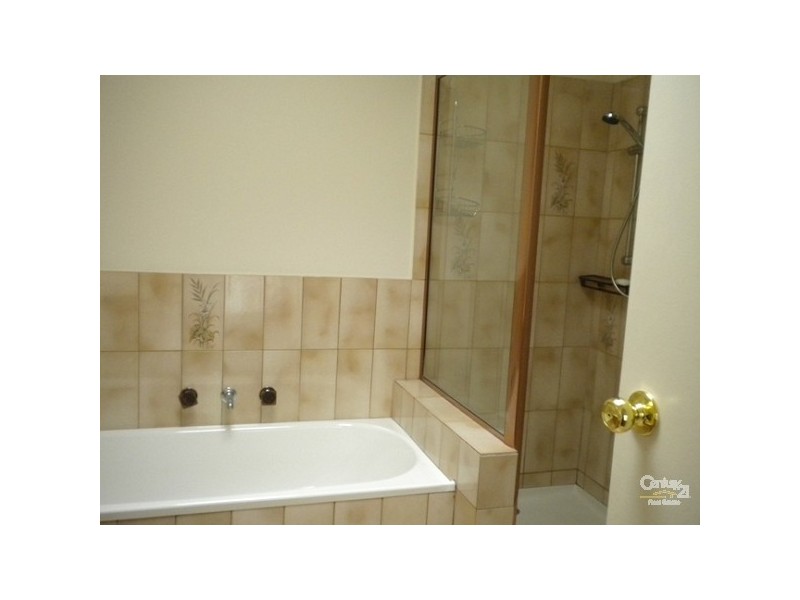 2/34-36 Howard Road, Dingley Village VIC 3172