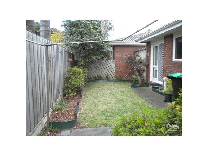 2/34-36 Howard Road, Dingley Village VIC 3172