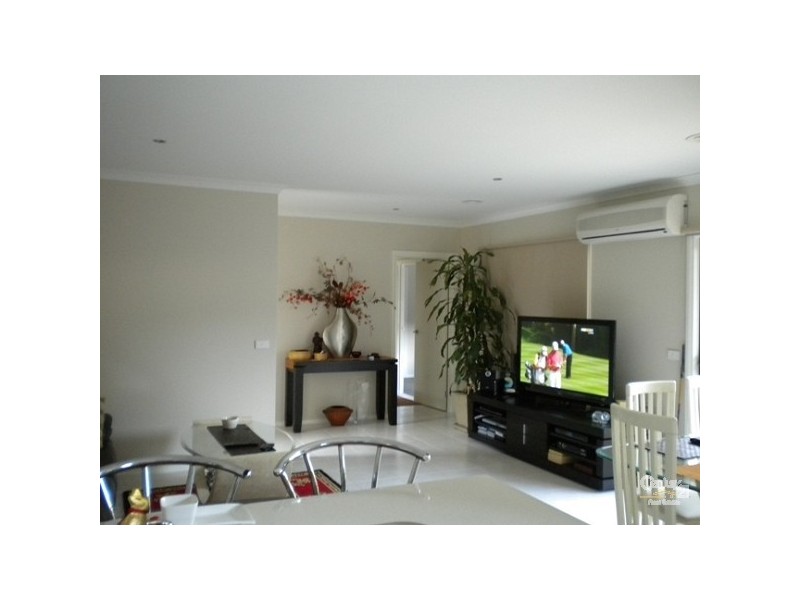 3/242 Spring Road, Dingley Village VIC 3172