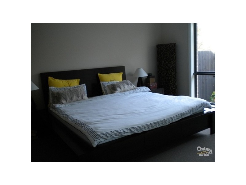 3/242 Spring Road, Dingley Village VIC 3172