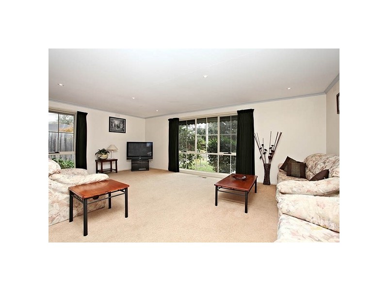 5 Cormorant Place, Dingley Village VIC 3172
