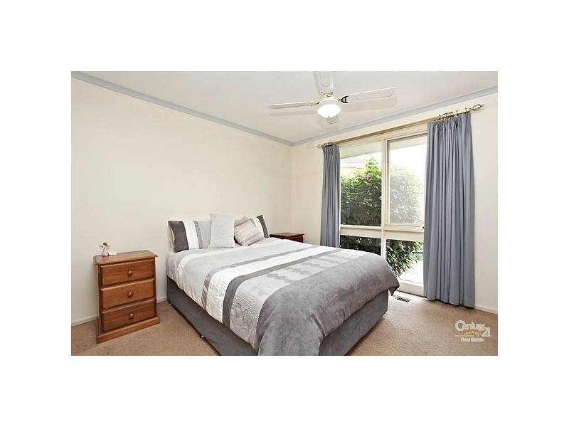 5 Cormorant Place, Dingley Village VIC 3172