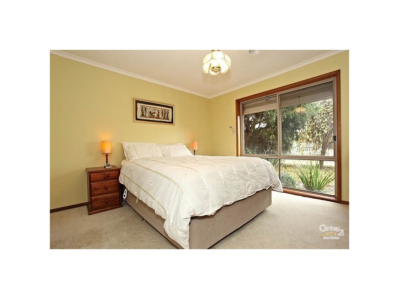 12 Delaware Drive, Dingley Village VIC 3172