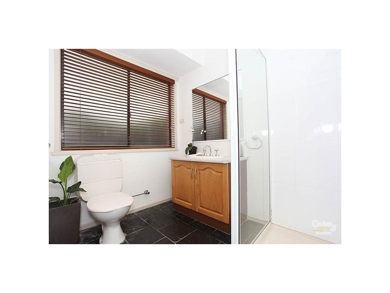 12 Wyndarra Crescent, Dingley Village VIC 3172