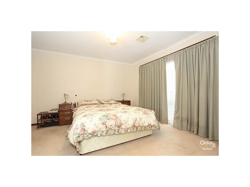 13 Delaware Drive, Dingley Village VIC 3172