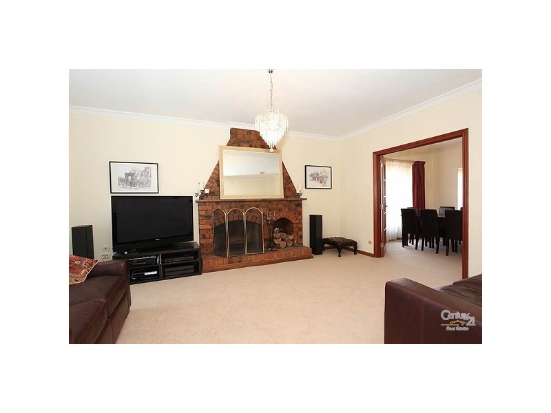 7 Lakeland Court, Dingley Village VIC 3172
