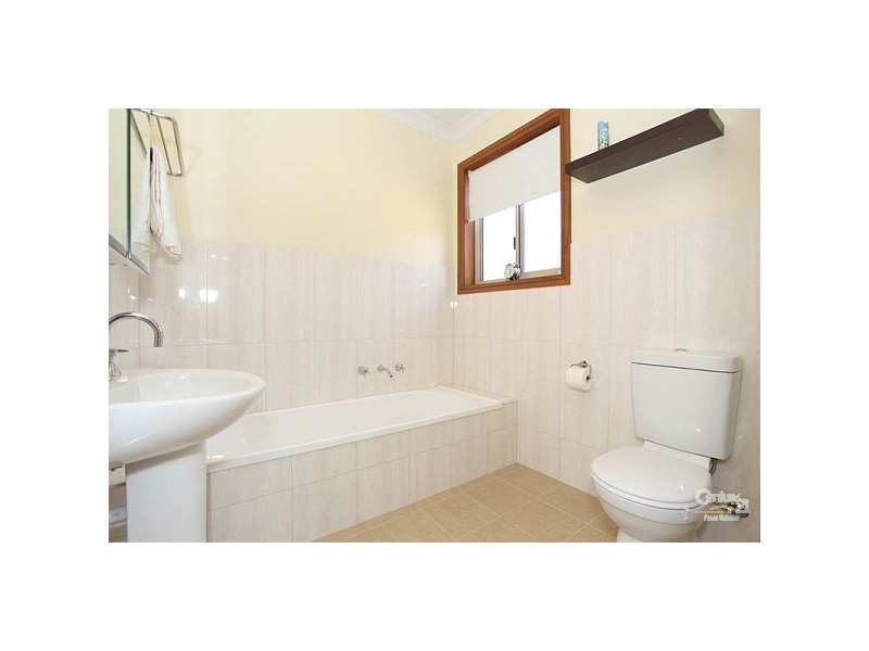7 Lakeland Court, Dingley Village VIC 3172