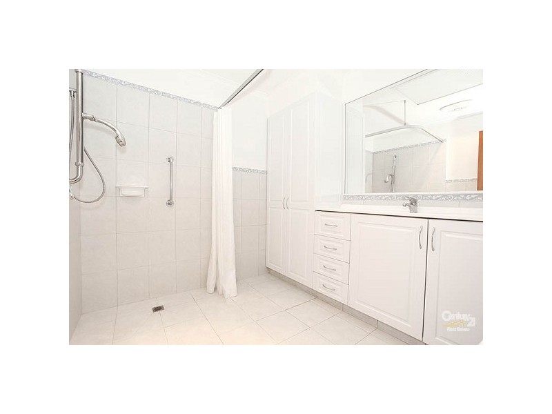 13/52-70 Centre Dandenong Road, Dingley Village VIC 3172