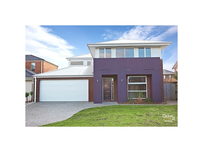 16 Marga Place, Keysborough VIC 3173