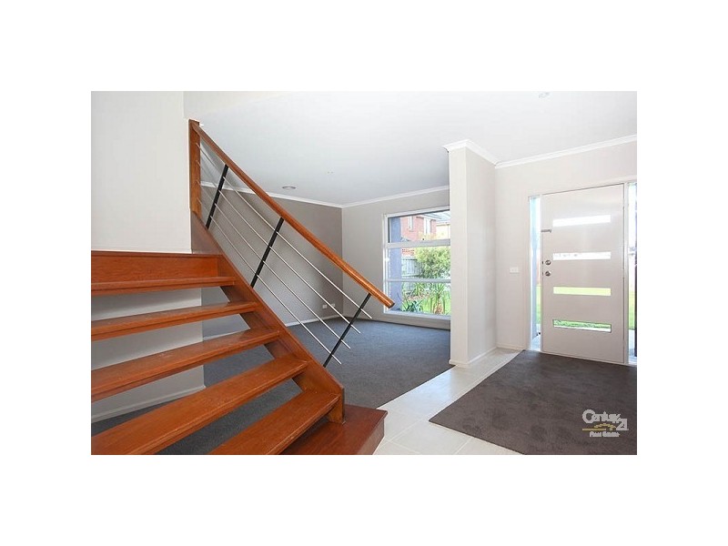 16 Marga Place, Keysborough VIC 3173