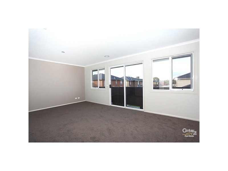 16 Marga Place, Keysborough VIC 3173
