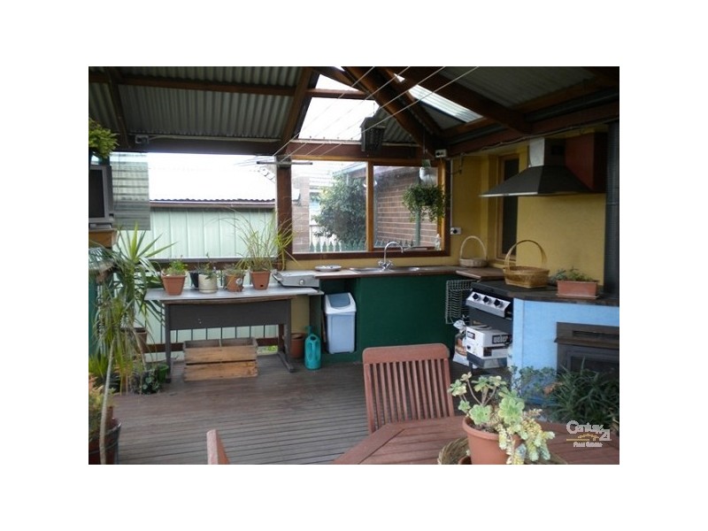 20 Springfield Road, Springvale South VIC 3172