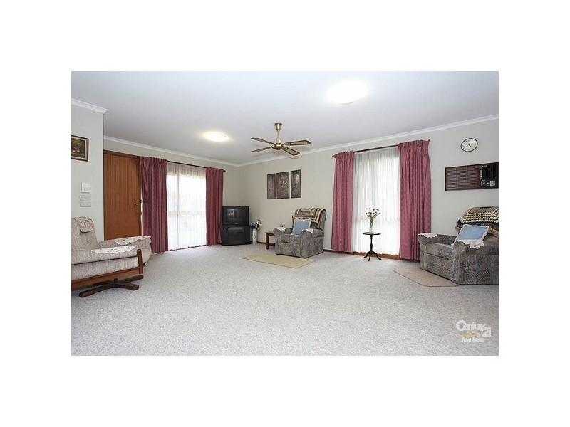 1/52-70 Centre Dandenong Road, Dingley Village VIC 3172