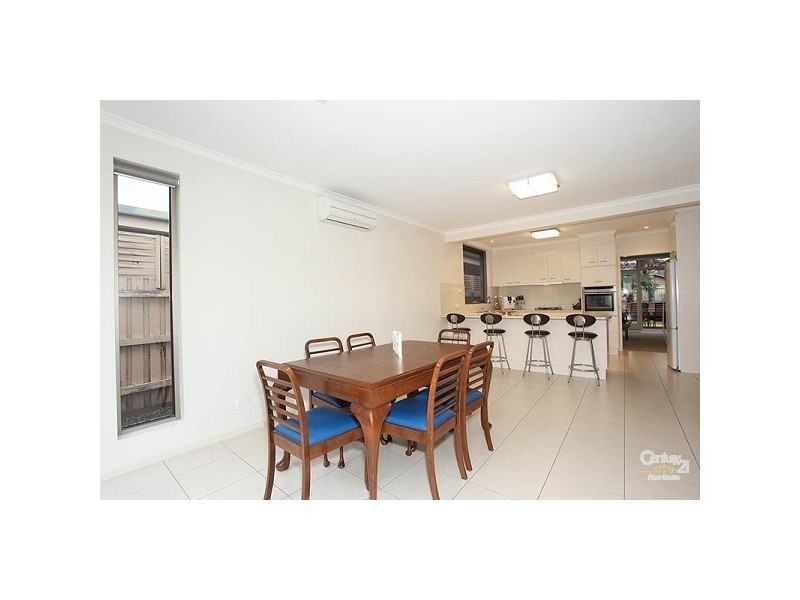 8 Florida Avenue, Dingley Village VIC 3172