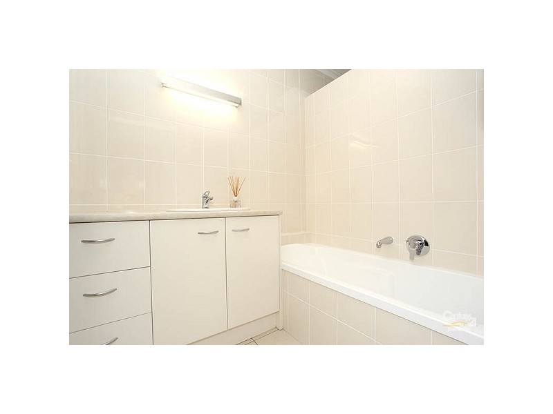 8 Florida Avenue, Dingley Village VIC 3172