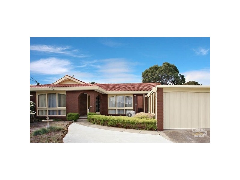5 Siddeley Court, Dingley Village VIC 3172