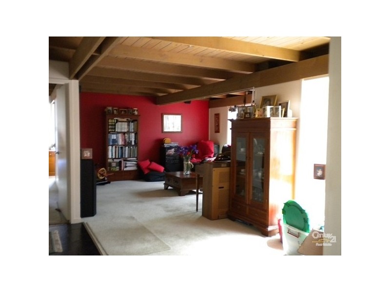 17 Wolbers Road, Dingley Village VIC 3172