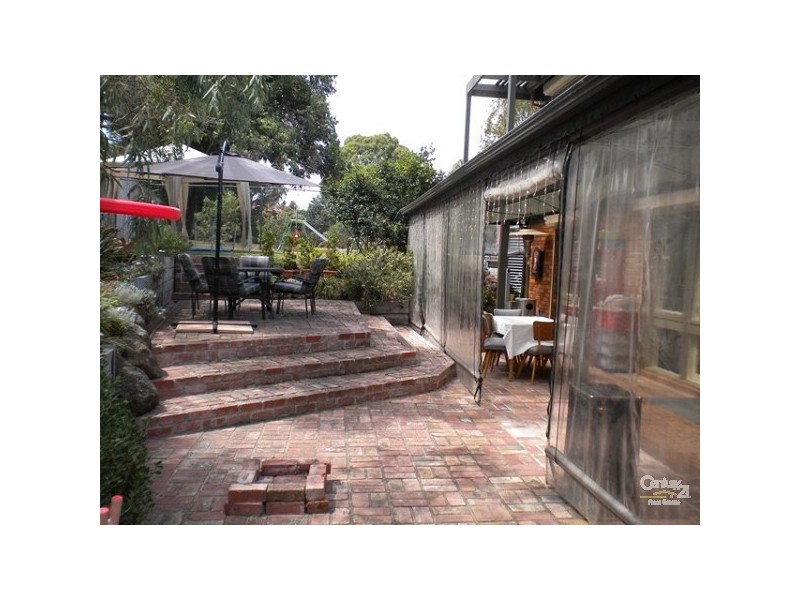 17 Wolbers Road, Dingley Village VIC 3172