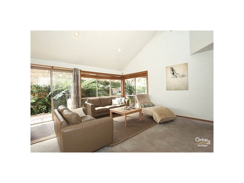 13 Teralba Close, Dingley Village VIC 3172