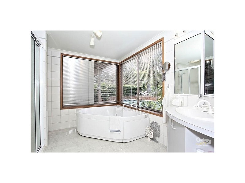 13 Teralba Close, Dingley Village VIC 3172