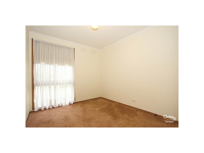 5 Venus Court, Dingley Village VIC 3172