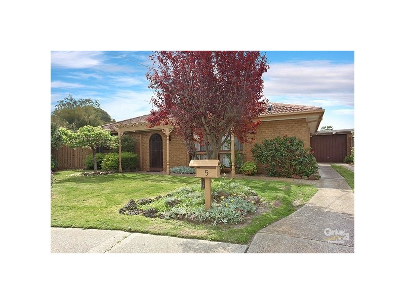 5 Venus Court, Dingley Village VIC 3172