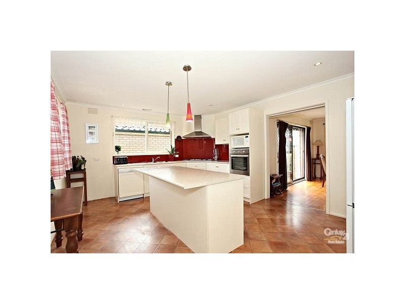 64 Howard Road, Dingley Village VIC 3172