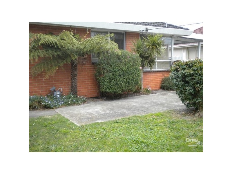 1/16 St Marks Close, Dingley Village VIC 3172