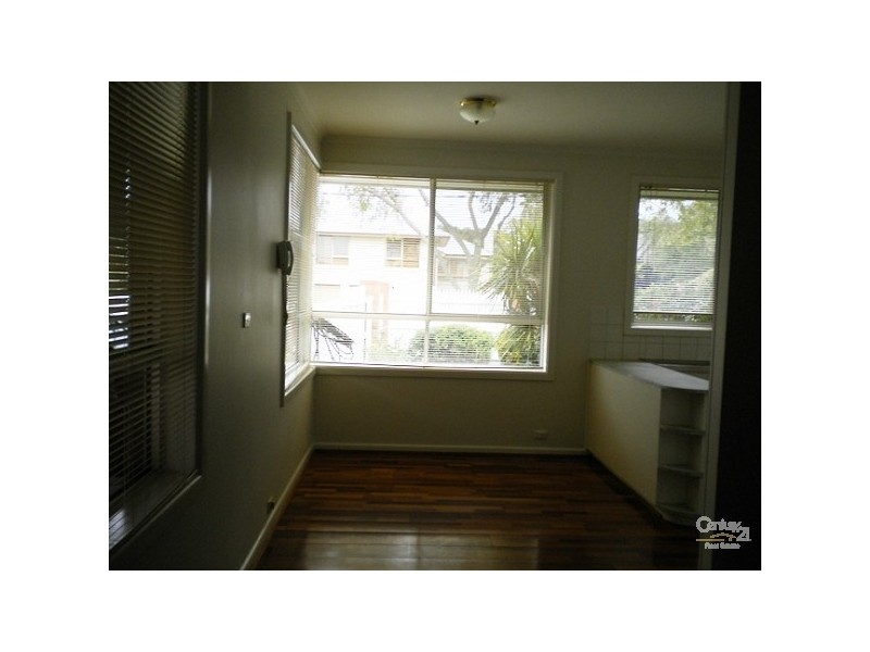 1/16 St Marks Close, Dingley Village VIC 3172