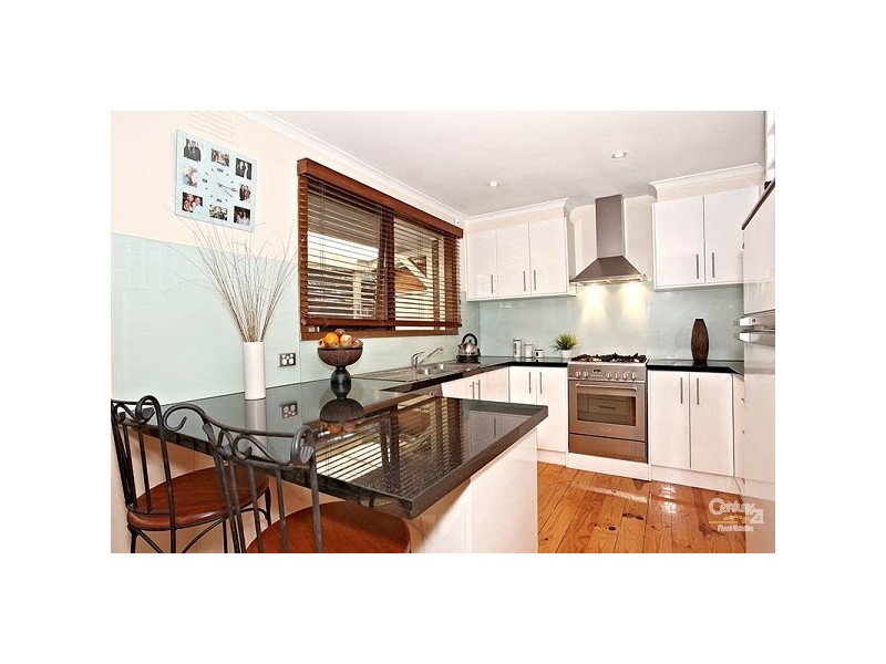 28 Sandleford Place, Dingley Village VIC 3172