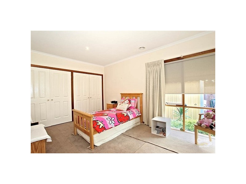 28 Sandleford Place, Dingley Village VIC 3172