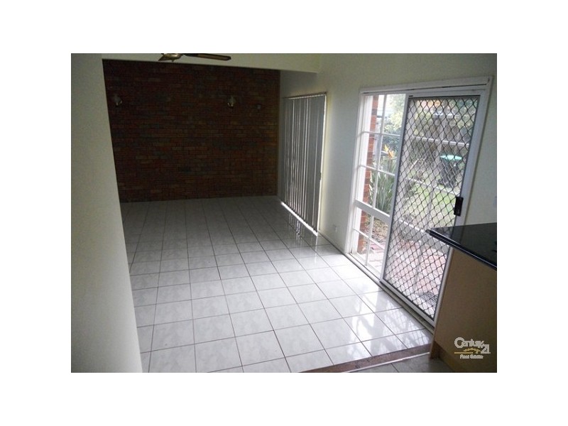 8 Campbell Grove, Dingley Village VIC 3172