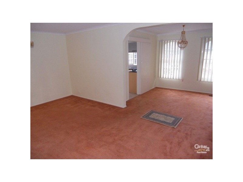 8 Campbell Grove, Dingley Village VIC 3172