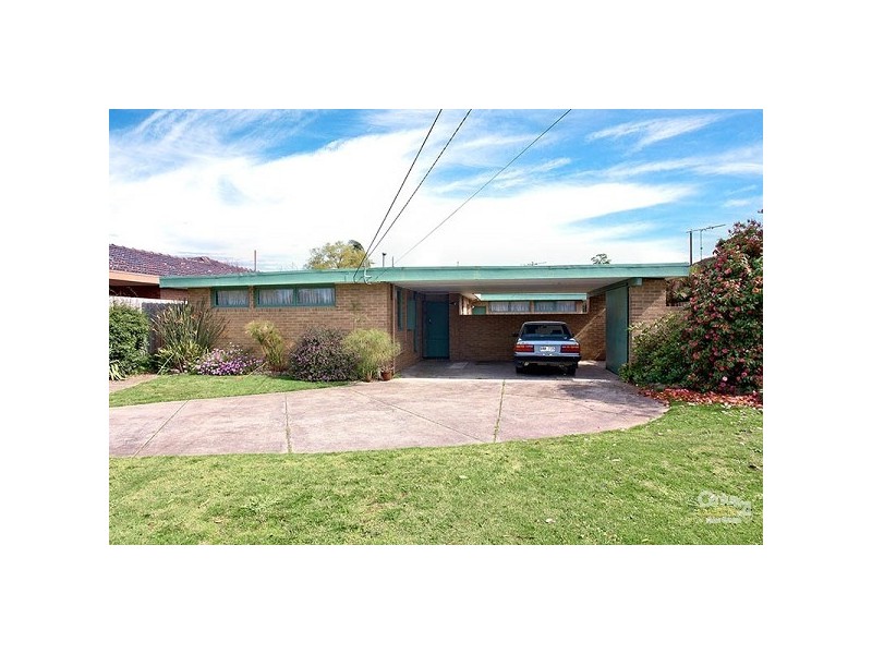 16 Mussert Avenue, Dingley Village VIC 3172