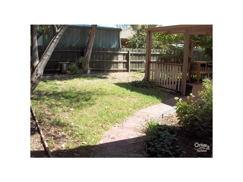 16 Jade Court, Aspendale Gardens VIC 3195