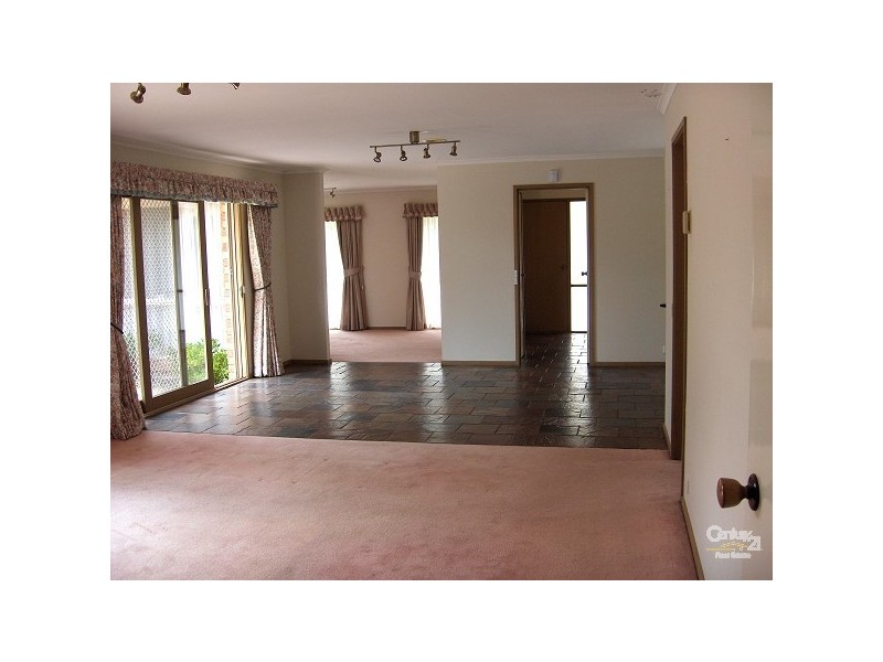 22 Jacqueline Drive, Aspendale Gardens VIC 3195