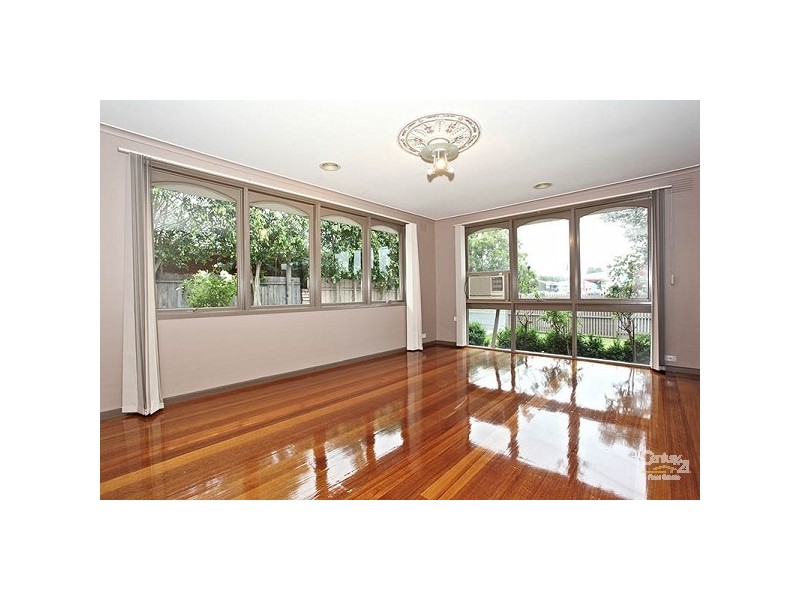 12 Plaza Crescent, Dingley Village VIC 3172