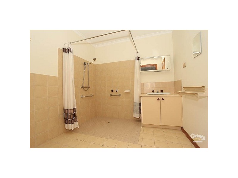 5 / 52-70 Centre Dandenong Road, Dingley Village VIC 3172